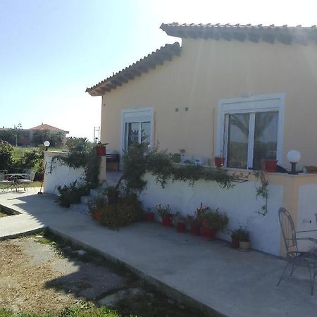 Studios Στουσ Πυργουσ Θερμησ Mytilíni Dış mekan fotoğraf