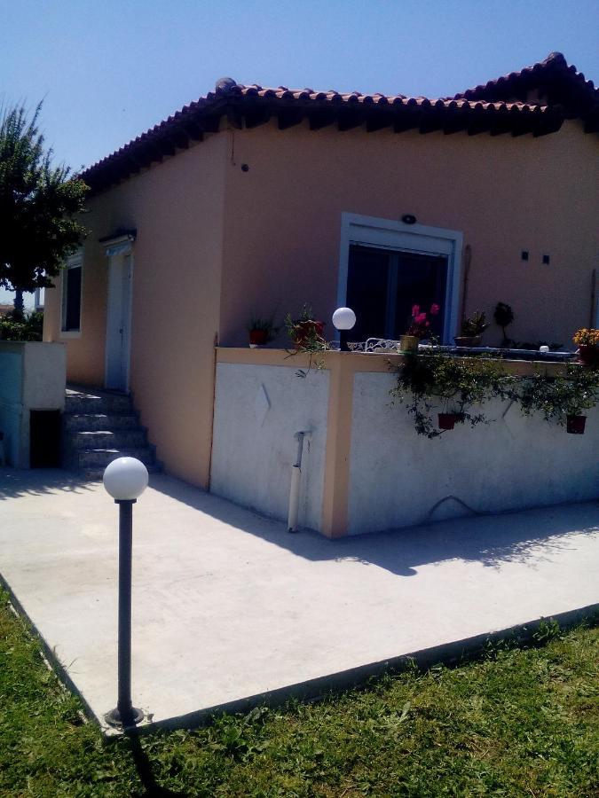 Studios Στουσ Πυργουσ Θερμησ Mytilíni Dış mekan fotoğraf