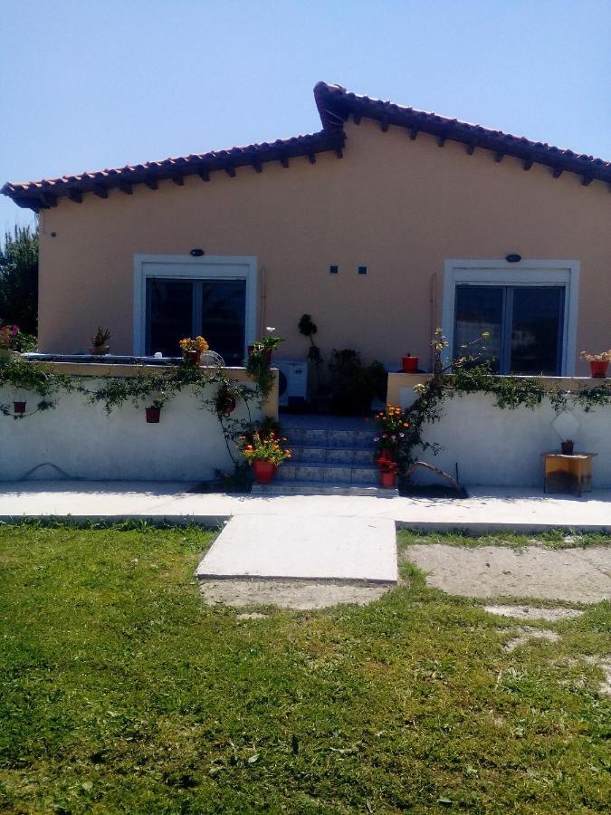 Studios Στουσ Πυργουσ Θερμησ Mytilíni Dış mekan fotoğraf