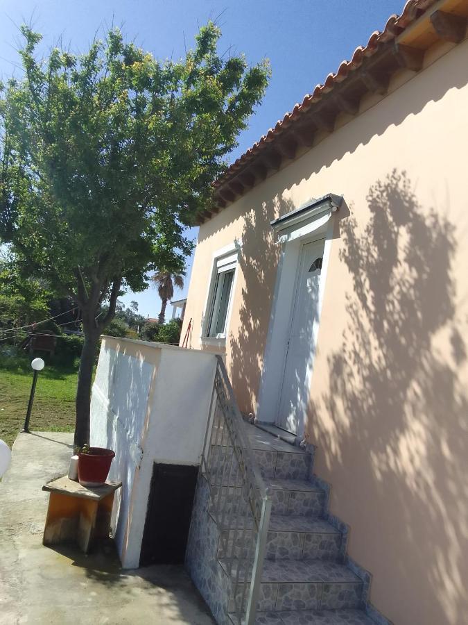 Studios Στουσ Πυργουσ Θερμησ Mytilíni Dış mekan fotoğraf