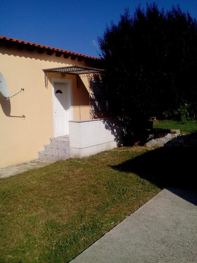 Studios Στουσ Πυργουσ Θερμησ Mytilíni Dış mekan fotoğraf
